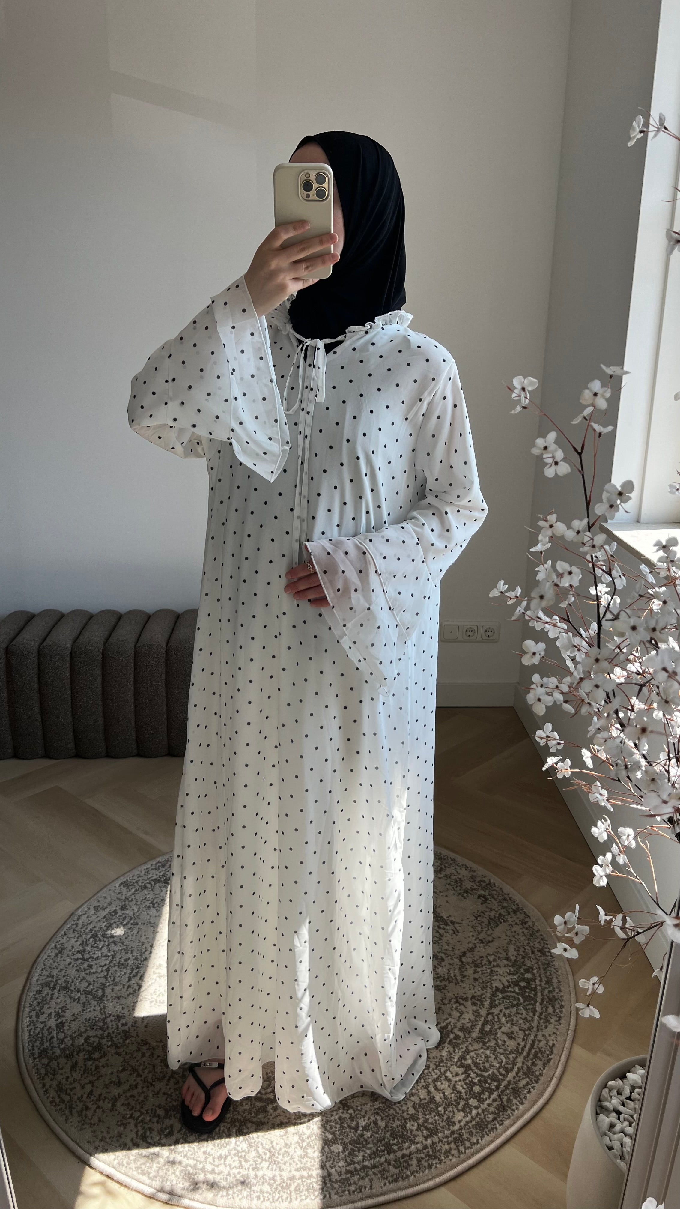Lila dress | White